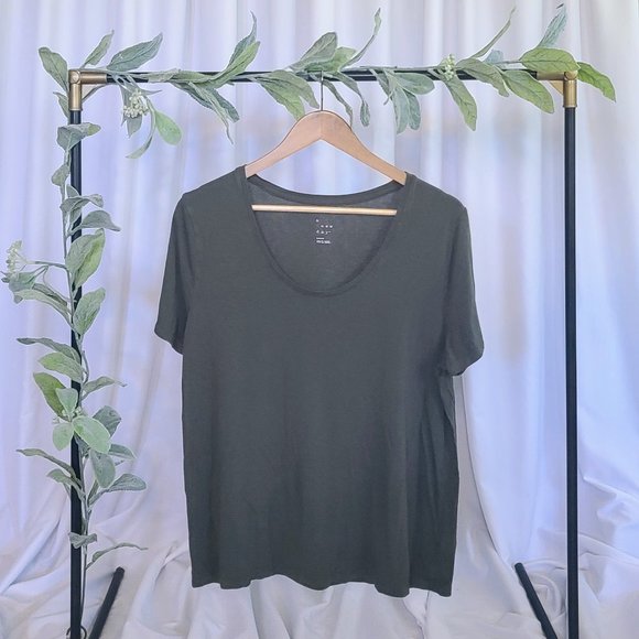 A New Day Tee - Picture 4 of 6